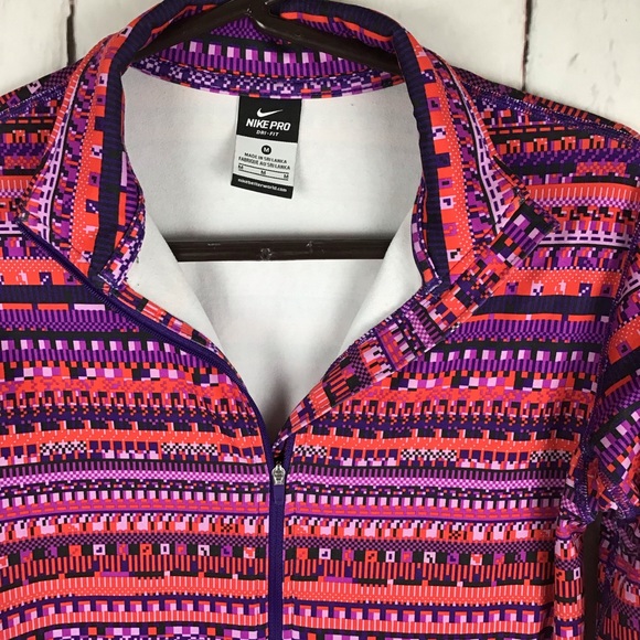 Nike 1/4 Zip Running Jacket - Picture 2 of 8